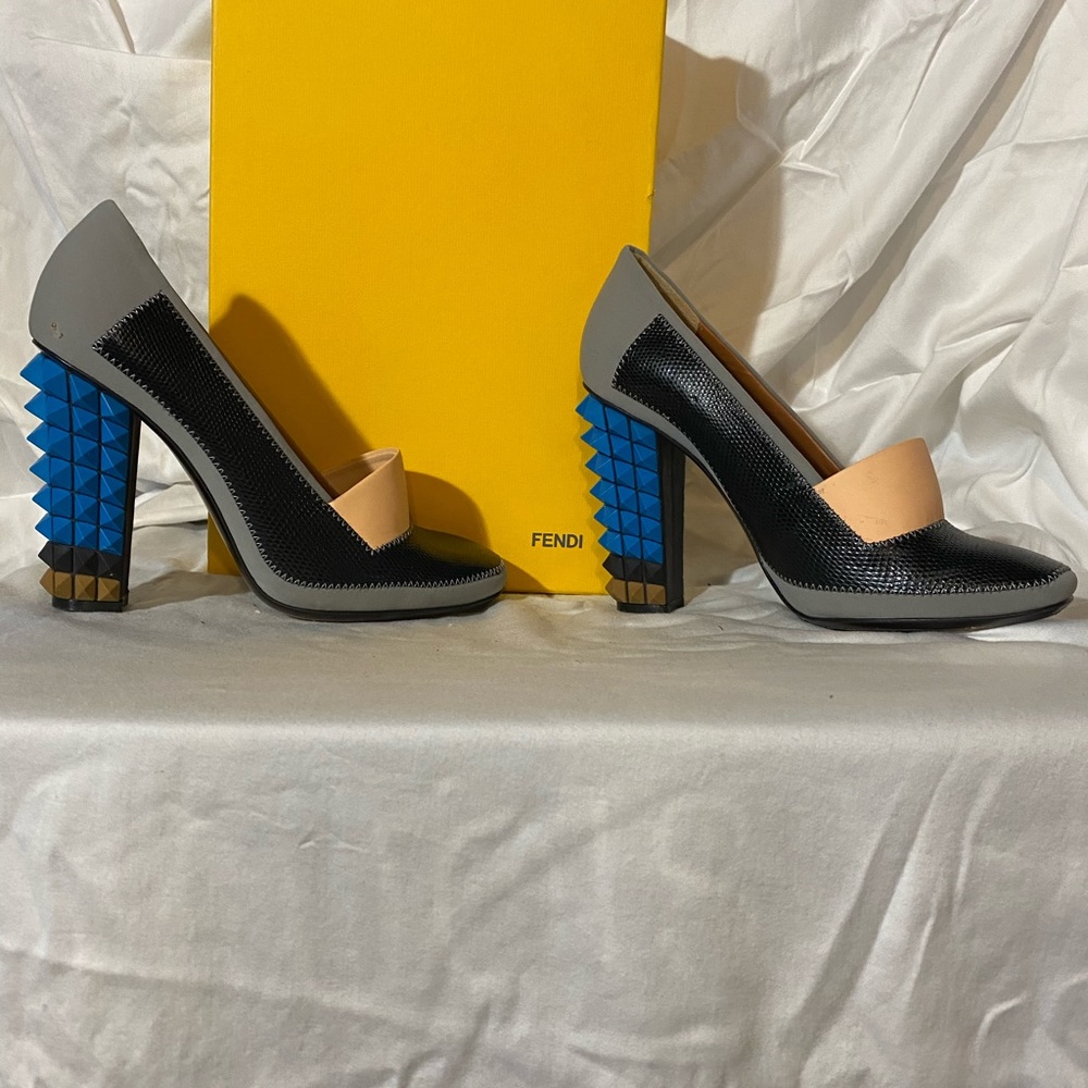 ONE OF A KIND FENDI HEELS